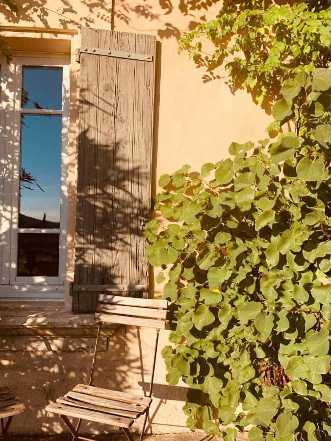 Le Vieux Portail Bed and Breakfast Saint-Saturnin-d'Apt Exteriör bild