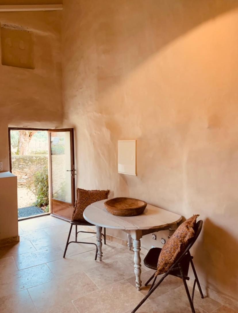 Le Vieux Portail Bed and Breakfast Saint-Saturnin-d'Apt Exteriör bild
